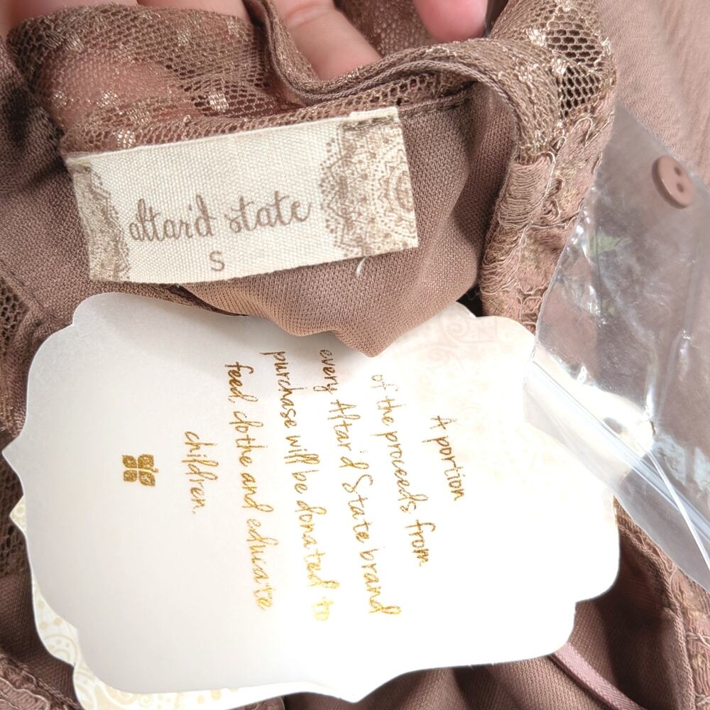 NWT Altar'd State Taupe Lace Crochet Swiss Dot Shift Dress Tunic Cottagecore S - Picture 7 of 9